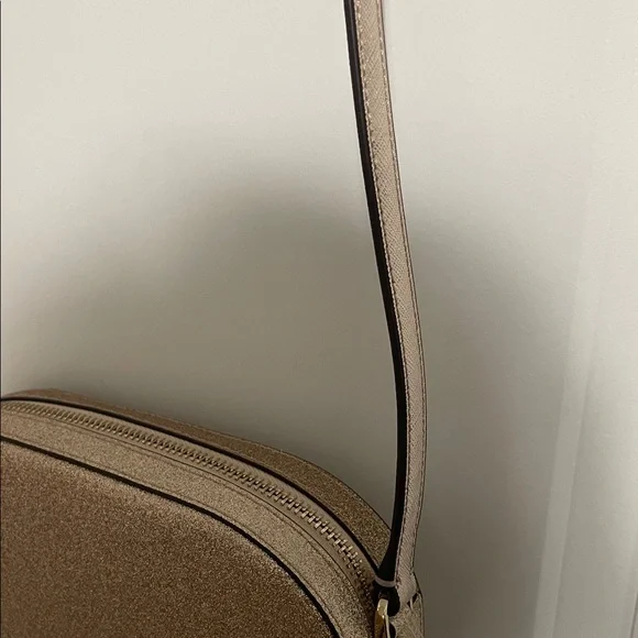 Kate Spade Elegant Gold Crossbody Bag glitter. NWT - Picture 6 of 9